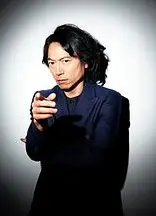 社长室之冬：获得巨大新闻社的男人